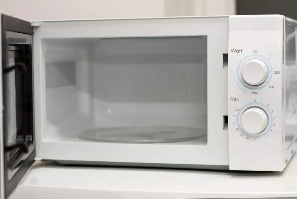 Is It OK to Have a Microwave Oven in Your Bedroom?