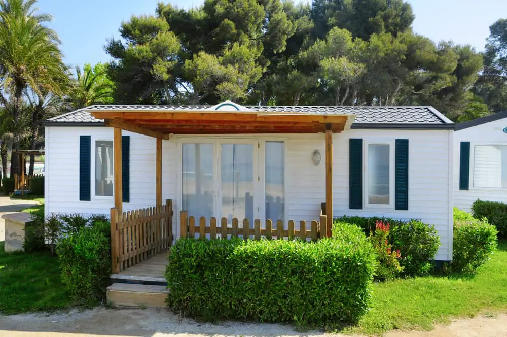 What Are Some Questions to Ask When Buying a Used Mobile Home?