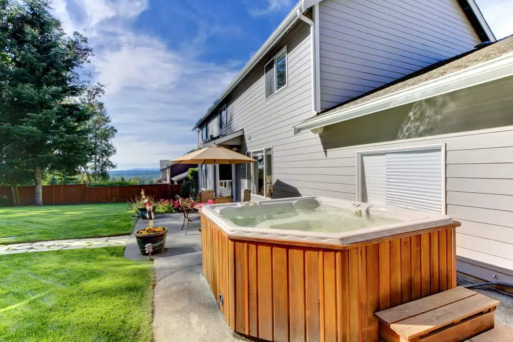 Are Above Ground Hot Tubs Trashy?