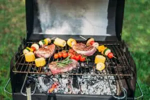 Should You Get A Charcoal, Gas, Or Electric Grill For The Backyard?