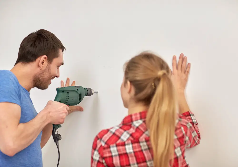 Can You Electrocute Yourself Drilling Into A Wall?