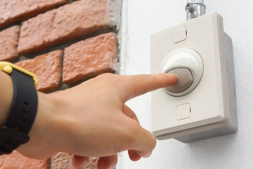 Can a Doorbell Chime Burn Out? (Signs to Look For)